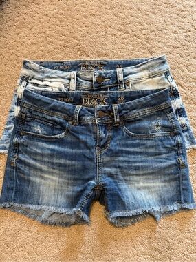 Buckle Blue Distressed Frayed Hem Jean Shorts